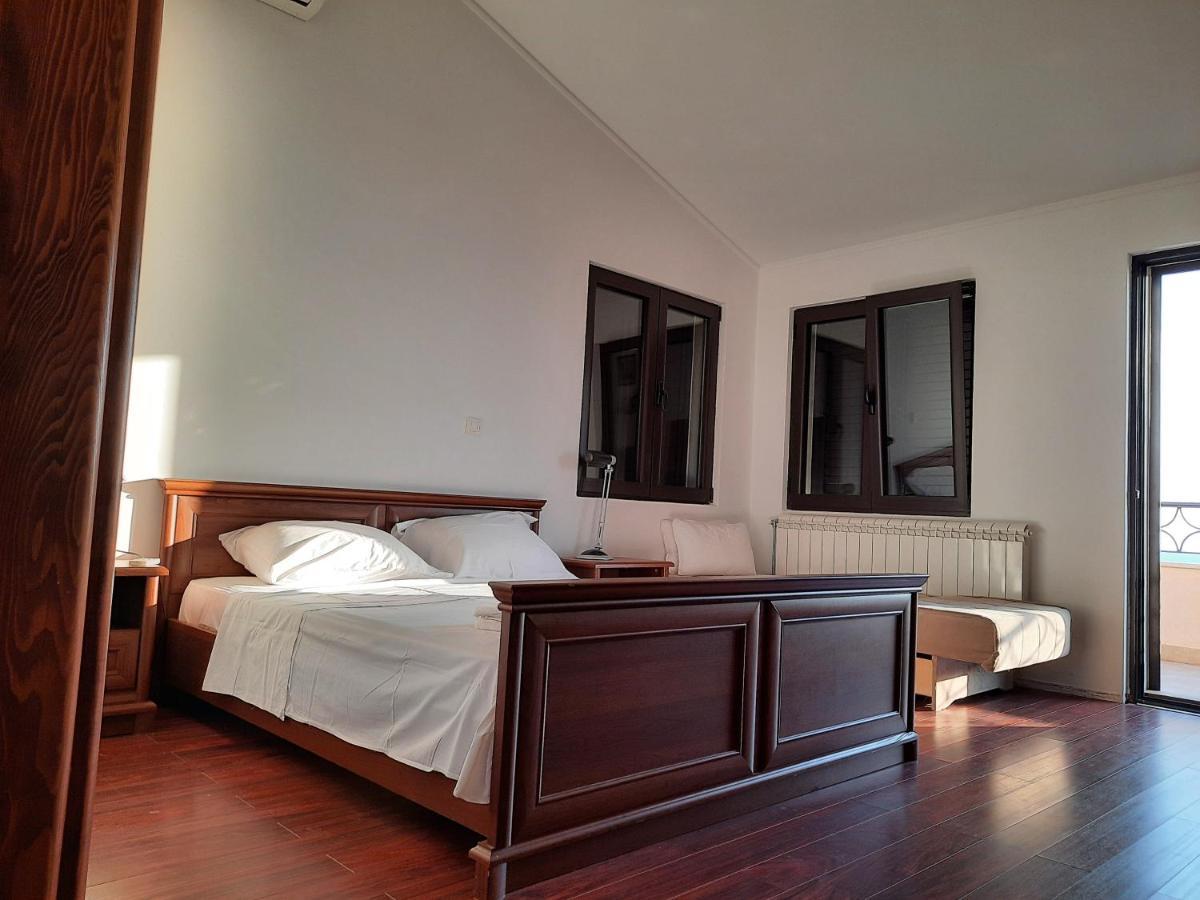 Villa Lipski 斯韦蒂·斯特凡 外观 照片
